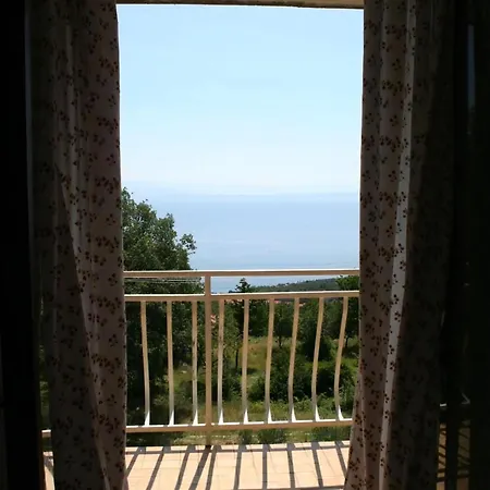 Apartment Gemuetliche Mit Grill Und Garten Opatija